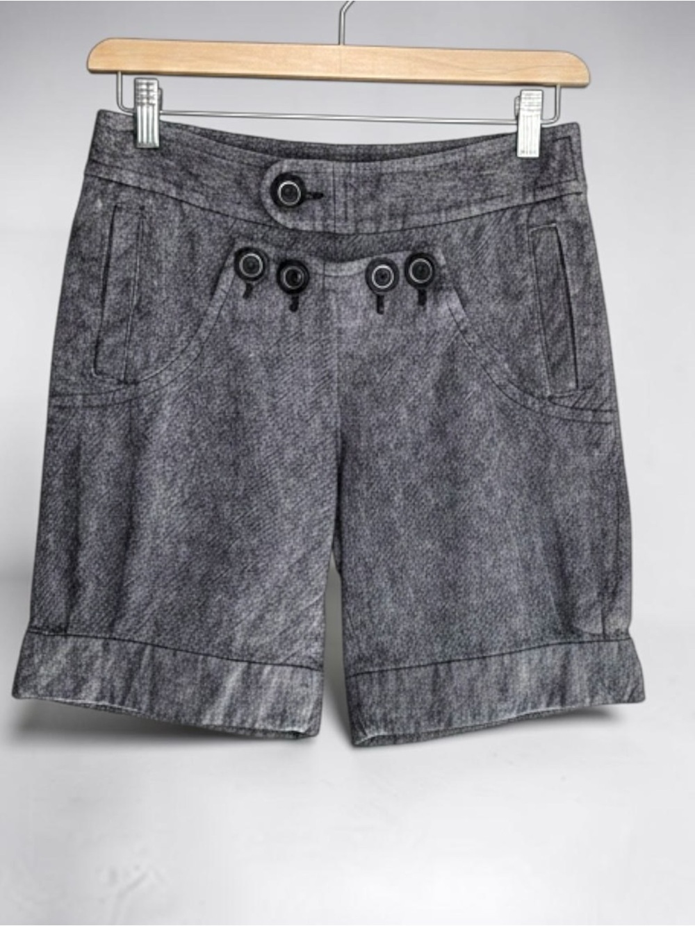 sCat Korea Blue Chambray Sailor Button Bermuda Shorts Size S / 26